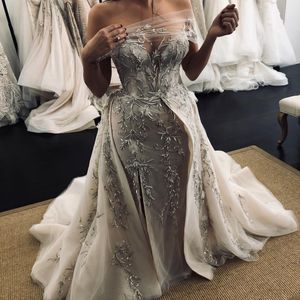 Abiti da sposa a sirena con perline importanti di lusso Plus Size 3D Applique in pizzo con perline Cristalli Illusion Abito da sposa a maniche lunghe Sexy