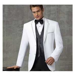 Nuovo design smoking da sposo bianco bavero con risvolto due bottoni groomsmen smoking da uomo uomo popolare abito da 3 pezzi (giacca + pantaloni + gilet + cravatta) 130