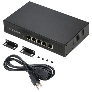Freeshipping 1 + 4 portar 10 / 100mbps Poe Switch Injector Power över Ethernet IEEE 802.3af för kameror AP VoIP Inbyggd strömförsörjning