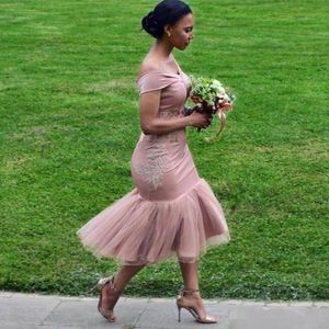 Pink Dusty Short Mermaid Bridesmaid Dresses Elegant Off the Shoulder Tulle Lace Applique Maid of Honor Gown Country Wedding Guest Wear