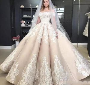Gorgeous Off The Shoulder Lace Wedding Dresses Short Sleeves Appliques Lace Satin Ball Gown Wedding Dress Long Lace Up Back Bridal Gowns