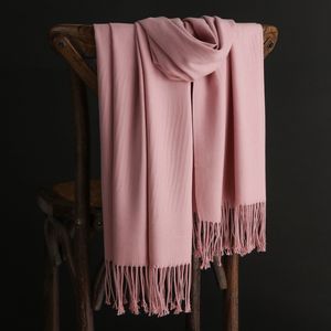 Partihandel-Scarf 2019 Höst Vinter Ny Varma Deluxe Gift Ladies Scarf Classic Pure Color Tassel Shawl 200cm * 65cm