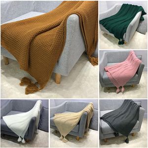 130 * 170cm Nordic Style Ins Sofa Cover Blanket Hem Office Nap Blankets Tassel Stickad Ball Leisure Luftkonditionering Små filt M134