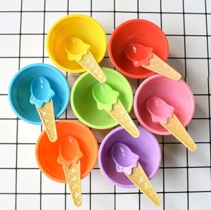 Ciotola per gelato in plastica carina con cucchiaio Dessert ecologico Ciotole per crostate colorate Set di contenitori Coppa per gelato Stoviglie per bambini SN991
