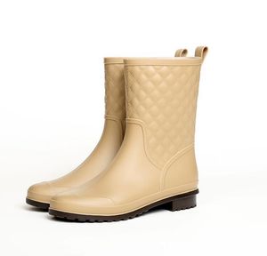 Gorący Sprzedaż-Rain Buty Buty Kobiety Wodoodporna Polka Dot Rainboots Buty Wodne Kobiet Welies Gumowe Mieszkania Kobiet Buty Botas Mujer