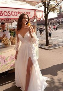 セクシーなビーチのウェディングドレス2019恋人のレースのボヘミアンのウェディングドレスは取り外し可能な袖のサイドスプリットボーブライダルガウンカスタム