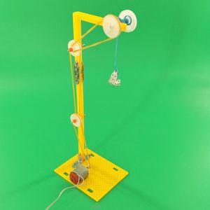 التكنولوجيا الإنتاج الصغير نموذج رافعة كهربائية صغيرة اختراع فيزياء تجربة ألغاز العلوم التجميع
