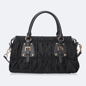 Borsa messenger femminile classica di moda all'ingrosso Borsa in tela cerata oxford di nylon Borsa diagonale a una spalla con borsa europea e americana