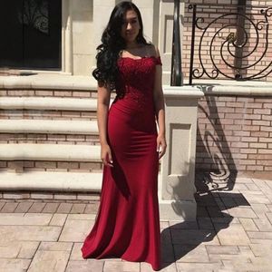 Sexy Dark Red Mermaid Prom Dresses Off Teh Ramię Koronki Aplikacje Vestidos De Festa Den Ceep Train Girl Formal Party Dress