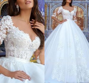 Romântico 3D Flores Lace Applique Império Vestidos de noiva de cintura Princesa Scoop Oco Voltar Meia mangas Ilusão Vestidos de noiva sul-africanos