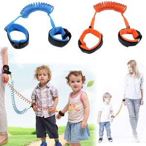 Barnsäkerhetsbälte Leash Anti Lost Justerbar handled Länk Traction Rope Wristband Belt Baby Kids grossist 2 st / set