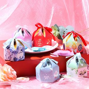 Sześciokątny ślub cukierki pudełko Creative Candy Box ze wstążką Wediing favors baby shower urodziny prezent cukierki pudełko