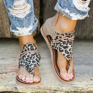 Summer Women Flats Sandals Fashion Strap Leopard PU Leather Bohemia Shoes Casual Open Toe Roman Gladiator Flip Flops Sandals MX200407