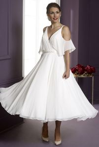 Krótkie suknie ślubne długość herbaty z szyfonem z paskami v szyi z ramion A-line nieformalne plażę krótkie suknie ślubne na drugi ślub