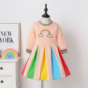 Yeni Bebek Kız Giyim Elbise Moda Uzun Kollu Tekne Yaka Gökkuşağı Ruffles Tasarım Bahar Güz Prenses Kız elbise yazdır