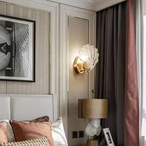 2019 Luxury Crystal Glass Shell Luxury Gold Wall Lamp Lights Bulbs LED Light Bedroom Living Room Indoor Lighting Fixtures