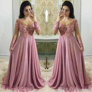Plus Size Gorgeous Dusty Pink Prom Dresses Long Sleeves Sheer Jewel Neck Applique Lace Handmade 3D Flowers Formal Dress Evening Go258F