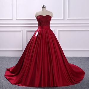 Röd boll klänning gotiska bröllopsklänningar älskling pärlstav lace satin korsett tillbaka vintage icke vita brudklänningar med färg skräddarsydda