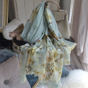 Magnolia Blossoms Kinesisk stil Klassisk Höst och Vinter Elegant Varm 100% Cashmere Scarf Sjal