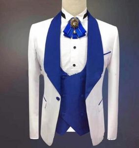 Smoking da uomo bianco da uomo Royal Blue Risvolto Smoking da sposo con un bottone Giacca da uomo eccellente Blazer Completo da 3 pezzi (giacca + pantaloni + cravatta + gilet) 1426