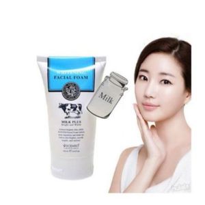 100 ml Beauty Buffet Scentio Milk Plus feuchtigkeitsspendender Q10-Gesichtsschaumreiniger Gesichtspflege Thailand-Marke