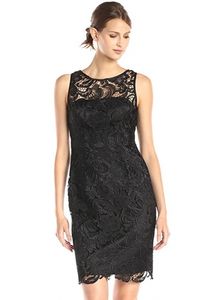 Custom Made Mother Dresses Sheer Neck Knee Length Mother of the Bride Dresses Black Lace Wedding Guest Evening Gowns