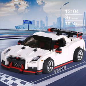 W magazynie Creaative Idea NISSAN GTR R35 Building Blocks Super Car Model Mouldking 13104 1024 SZTUK Cegły Montażowe Dzieci Boże Narodzenie Prezenty Urodziny Zabawki dla dzieci