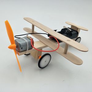 Сделать небольшое изобретение DIY Electric Scooter Aircraft Equipment Science Experiment Toys Popular Science Model Departm