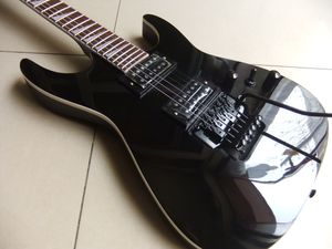 Benutzerdefinierte Großhandel Jackson Kostenloser Versand E-Gitarre mit schwarzem Tremolo-System