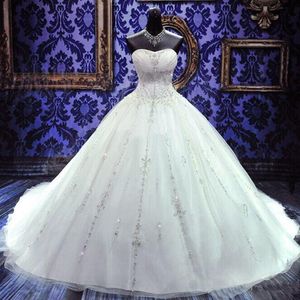 Princess Beads Crystal Ball Gown Wedding Dresses Sweetheart Neck Lace-up Beading Wedding Bridal Gowns Plus Size