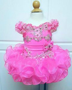 Fuchsia Off Shoulder Cupcake Girls Pageant Dresses Short Mini Beaded Ruffles Tiered Skirts First Communion Dresses Girls Party Gowns