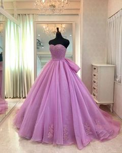 Real Image 2020 Modern Party Gowns Prom Klänningar Strapless Bow Lace Applique Beaded Lace-up Quinceanera Sweet 16 Girls Dress Robes de Soirée