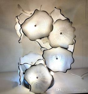 美しい花のランプの簡単なファッションの家の照明古典的な白い手作りのムラノガラスの床の光LEDランプ