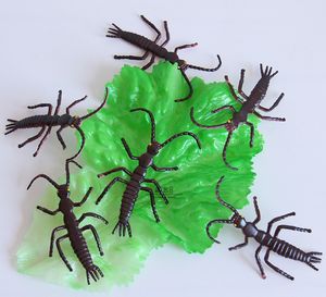 Darmowa wysyłka Symulacja Monochamus Model Plastikowy Fake Insect Rekwizyty Multi-Foot Animal Toy Scary Trudny rekwizyty Beetle Cricket