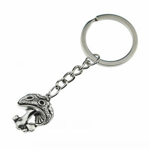 Fashion Antique Silver Mushroom Pendant Key Chains Ring Holder for Women Vintage Keychains Purse Car Keyrings Creative Jewelry 823