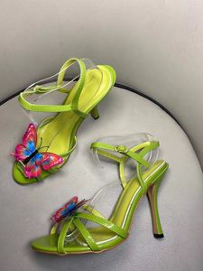 2022 새로운 나비 샌들 여성 오픈 발가락 녹색 하이힐 웨딩 구두 파티 신발 얇은 뒤꿈치 검투사 샌들 레이디