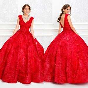 Luxury Red Quinceanera Klänningar V Neck Appliqued Lace Girl Pagant Party Gowns Custom Made Ball Gown Formell Sweet 16 Prom Dress