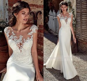 2023 Modest Soft Satin Scoop Mermaid Wedding Dresses With Lace Appliques Sheer Bridal Gowns Illusion Back Robe de Mariee