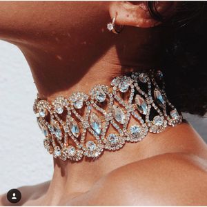 Moda Hollow Crystal Rhinestone Choker Kobiety Złoty Srebrny Łańcuch Naszyjnik Biżuteria Ślubna Kołnierz Naszyjniki na Party Prezenty 3 Kolory