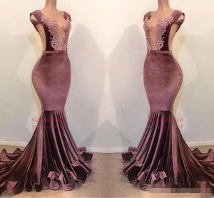 Veet Sexy Plunging Mermaid Prom Dresses Cutaway Sides Lace Aptique Beaded Backless Formal Occsion Wear Party Ball Gown Custom Made