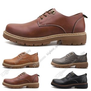 Moda Büyük boy 38-44 yeni erkek deri erkek ayakkabıları galoş İngiliz rahat ayakkabı nakliye ücretsiz Espadrilles Yirmi dokuz