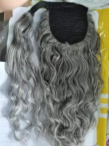 10インチ単純な波状のビーチカーリーポニーTru2lifeのスタイリング可能なシルバーグレー人間の髪Ponytailの伸びるクリップ灰色の髪のポニーテールヘア