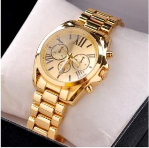 Hurtowa słynna moda projektowa Watch Złota Silver Stali Stalowa Kobieta Geneva Kwarc zegarki Man Zegar Business Clocking Clocking