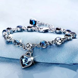 925 Sterling Silver Sapphire Armband för kvinnor Romantiska Hjärtformade Blå Smycken Pulseira Feminina Kehribar Bizuteria Bracelet Y200107