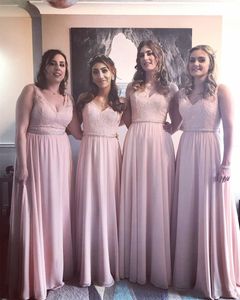Różowe sukienki Druhna Dresses na lato Boho Weddings A Line V Neck Aplikacje Cekiny Top Zroszony Sash Długie Wieczór Prom Suknie Plus Rozmiar BD8905