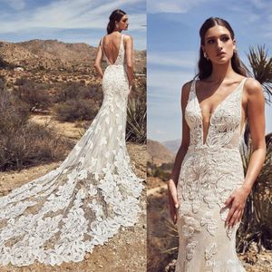 Seksowne Syrenki Suknie Ślubne Pełna Koronka Bez Backless Tulle Aplikacja Court Train Wedding Suknie Ślubne Szaty De Mariée BC2718