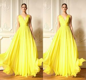 Tanie proste Zuhair Murad Yellow Szyfonowa Linia Prom Dresses V-Neck Pleats Ruched Długość podłogi Formalna Sukienka Wieczorowa Suknie Party Robe