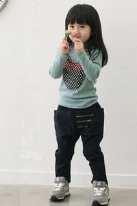 Negozio Kaleta Baby Abbigliamento per bambini max 97 Oro Argento tutto nero tutto bianco Grigio argento non reale Set di abbigliamento per la spedizione gratuita