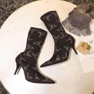 Venda imperdível-Botas femininas de cetim elásticas, pretas, dedo pontudo, botas de canivete de cristal, sapatos femininos, designer, salto alto, 8 cm