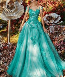 Najlepiej sprzedający się na ramieniu Sukienka Tulle Aplikacje Linia Custom Made Formal Suknie wieczorowe Prom Party Nosić Plus Size Arabskie Suknie